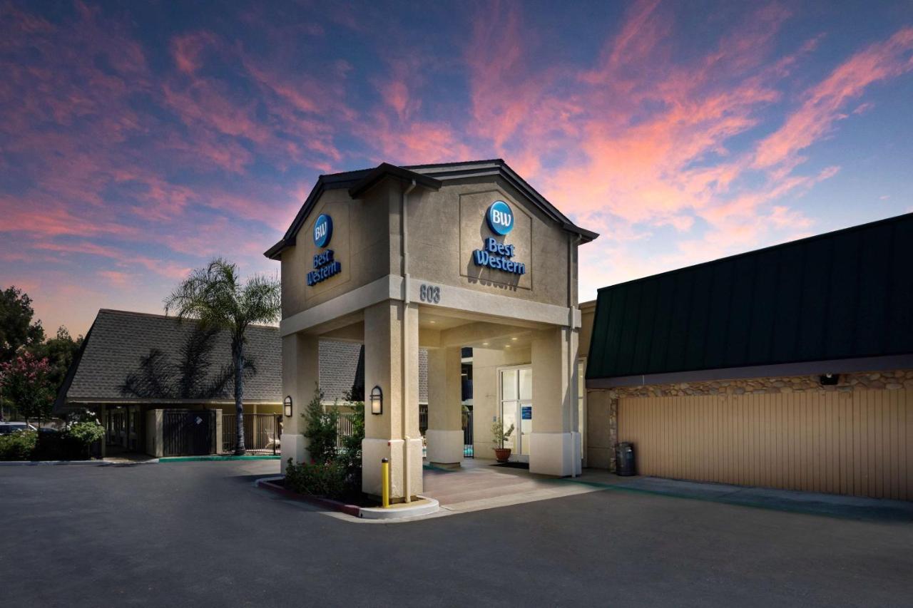 Best Western Danville Sycamore Inn מראה חיצוני תמונה