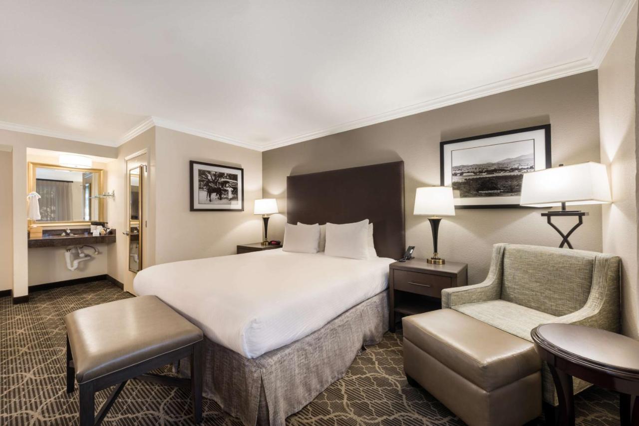 Best Western Danville Sycamore Inn מראה חיצוני תמונה