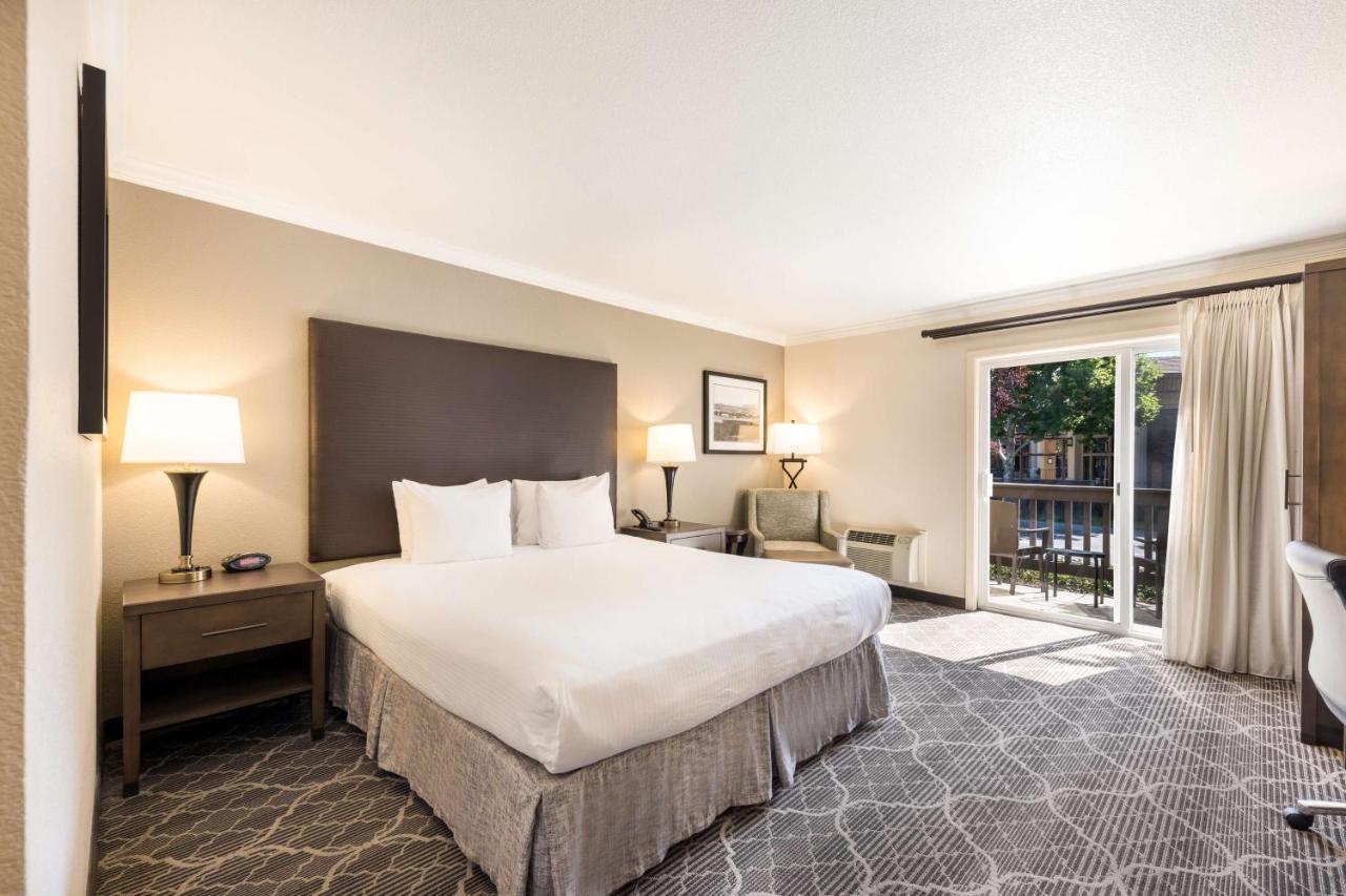 Best Western Danville Sycamore Inn מראה חיצוני תמונה